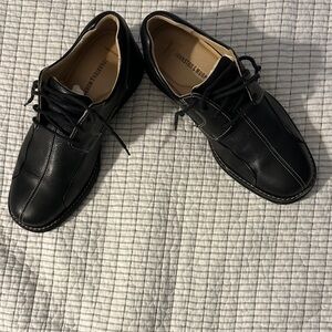 Johnston & Murphy Black Sheepskin Leather Oxfords